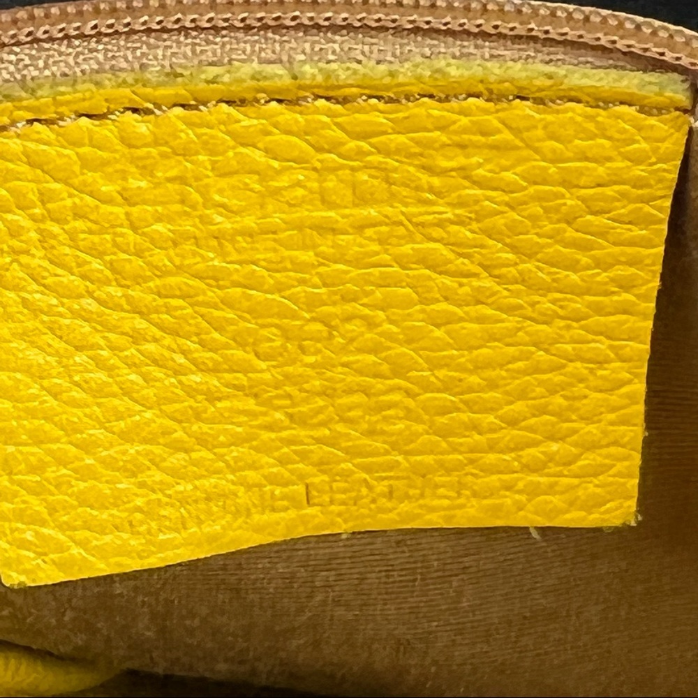 i santi Italian Pebbled Leather Yellow Shoulder Bag, Women's - Picture 7 of 9